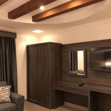 Villa Hotel Apartments Al-Chubar Zewnętrze zdjęcie